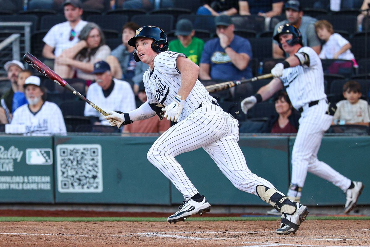 Vanderbilt Commodores 2B Carter Johnstone (2) watches the ball after a base hit during a college baseball game against the Arizona Wildcats at the 2026 Live Like Lou Las Vegas College Baseball Classic on Saturday, February 28, 2026, at Las Vegas Ballpark in Las Vegas, Nevada. Vanderbilt Commodores 2B Carter Johnstone (2) watches the ball after a base hit during a college baseball game against the Arizona Wildcats at the 2026 Live Like Lou Las Vegas College Baseball Classic on Saturday, February 28, 2026, at Las Vegas Ballpark in Las Vegas, Nevada.