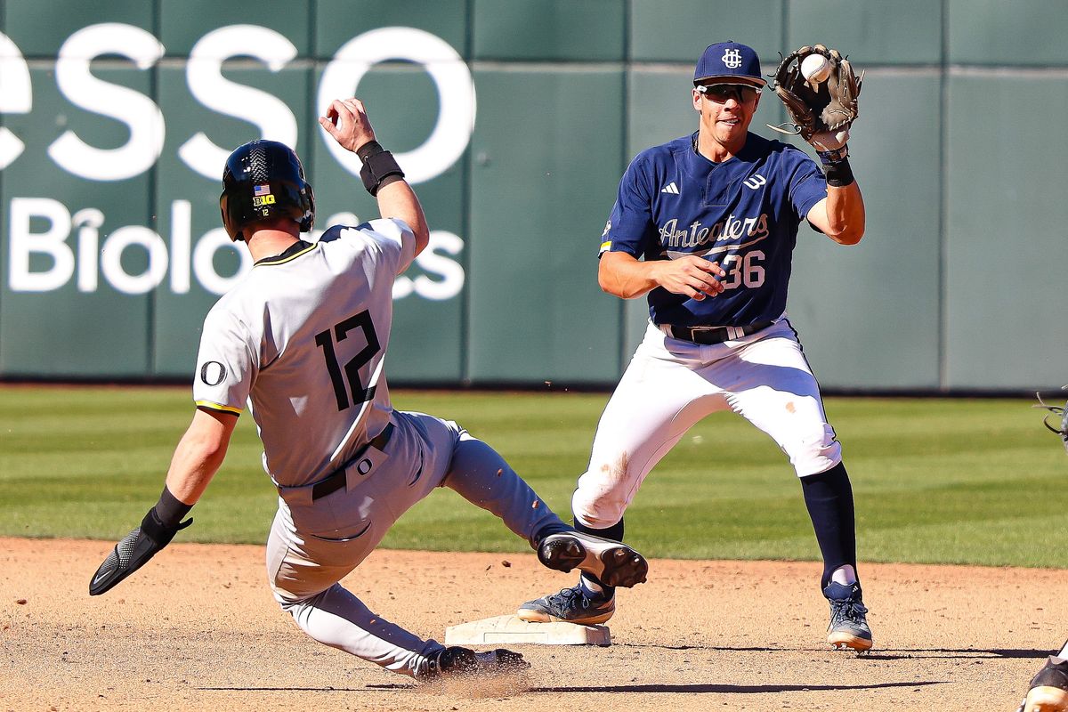 UC Irvine Anteaters SS Zach Fjelstad (36) turns a double play against the Oregon Ducks at the 2026 Live Like Lou Las Vegas College Baseball Classic on Saturday, February 28, 2026, at Las Vegas Ballpark in Las Vegas, Nevada. UC Irvine Anteaters SS Zach Fjelstad (36) turns a double play against the Oregon Ducks at the 2026 Live Like Lou Las Vegas College Baseball Classic on Saturday, February 28, 2026, at Las Vegas Ballpark in Las Vegas, Nevada.