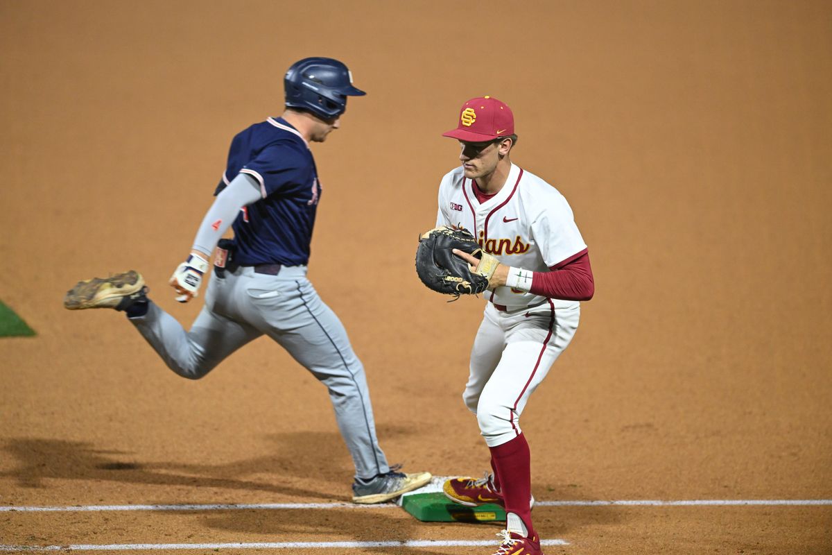 USC Trojan infielder Dean Carpentier (6) tags a player out during an NCAA Men's baseball game between the USC Trojans and Pepperdine Wave Friday February 13,2026 at Dedeaux Field in Los Angeles Calif USC Trojan infielder Dean Carpentier (6) tags a player out during an NCAA Men's baseball game between the USC Trojans and Pepperdine Wave Friday February 13,2026 at Dedeaux Field in Los Angeles Calif