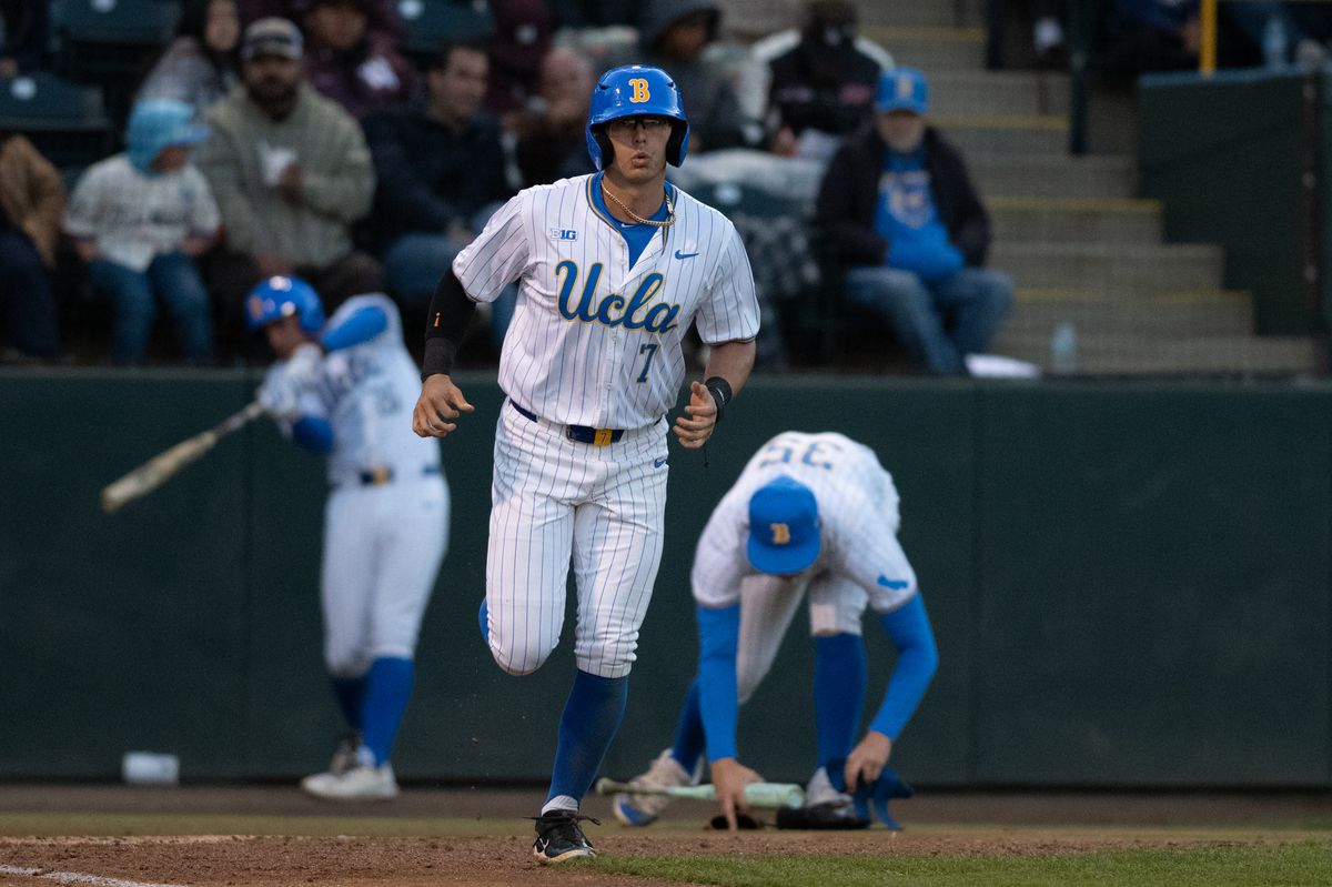 UCLA third base Roman Martin (7) heads to first base after ball four during a game between TCU and UCLA on Friday, February 20,2026 at Jackie Robinson Stadium in Los Angeles Calif UCLA third base Roman Martin (7) heads to first base after ball four during a game between TCU and UCLA on Friday, February 20,2026 at Jackie Robinson Stadium in Los Angeles Calif