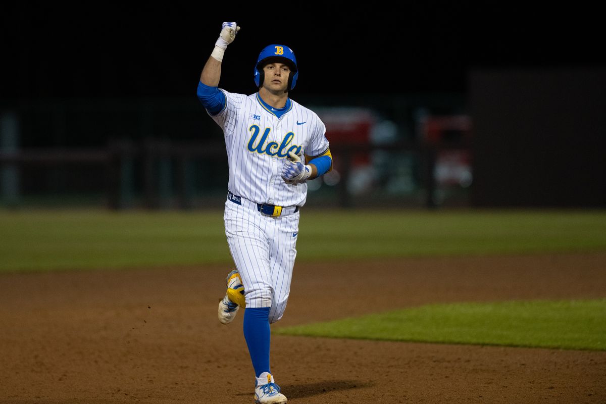 UCLA shorstop Roch Cholowsky (1) hits a homerun during a game between TCU and UCLA on Friday, February 20,2026 at Jackie Robinson Stadium in Los Angeles Calif UCLA shorstop Roch Cholowsky (1) hits a homerun during a game between TCU and UCLA on Friday, February 20,2026 at Jackie Robinson Stadium in Los Angeles Calif