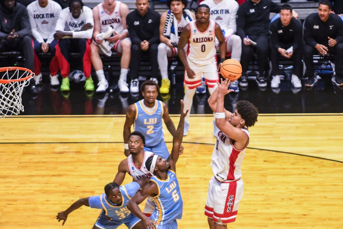 Arizona forward Koa Peat (10) makes jump shot during an NCCA March Madness game against LIU Friday March 20, 2026 in San Diego, California. Arizona forward Koa Peat (10) makes jump shot during an NCCA March Madness game against LIU Friday March 20, 2026 in San Diego, California.