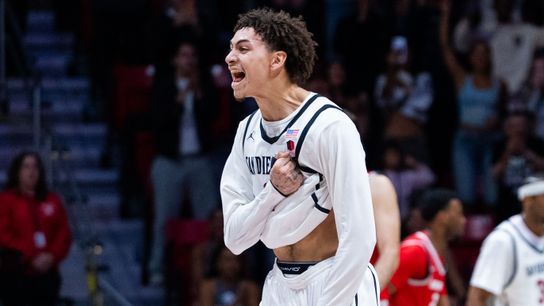 Aztecs grind it out again late to beat Lobos, take top spot in conference taken at Viejas Arena (San Diego State Aztecs)