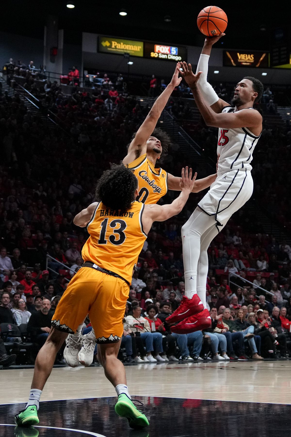 SDSU forward Jeremiah Oden (25) shoots the ball during an NCAA basketball game against Wyoming, Tuesday February 03, 2026 in San Diego, California. SDSU forward Jeremiah Oden (25) shoots the ball during an NCAA basketball game against Wyoming, Tuesday February 03, 2026 in San Diego, California.