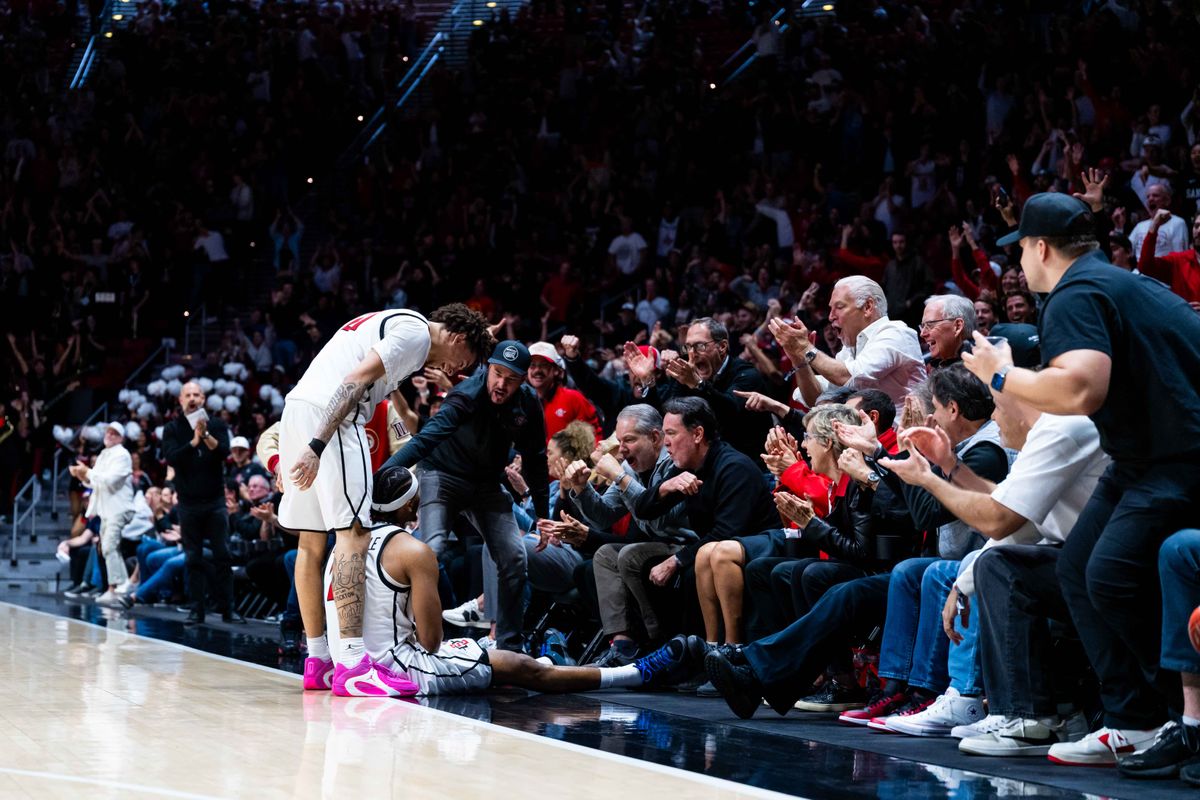 The crowd reacts to San Diego State guard Taj DeGourville (24) making a three pointer during an NCAA Basketball game between Utah State and San Diego State, Wednesday February 25, 2026 at Viejas Arena in San Diego, Calif. The crowd reacts to San Diego State guard Taj DeGourville (24) making a three pointer during an NCAA Basketball game between Utah State and San Diego State, Wednesday February 25, 2026 at Viejas Arena in San Diego, Calif.