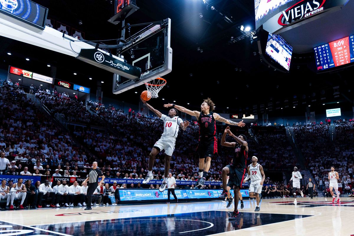 San Diego State guard BJ Davis (10) attempts a layup during an NCAA Basketball game between UNLV and San Diego State, Friday March 6, 2026 at Viejas Arena in San Diego, Calif. San Diego State guard BJ Davis (10) attempts a layup during an NCAA Basketball game between UNLV and San Diego State, Friday March 6, 2026 at Viejas Arena in San Diego, Calif.