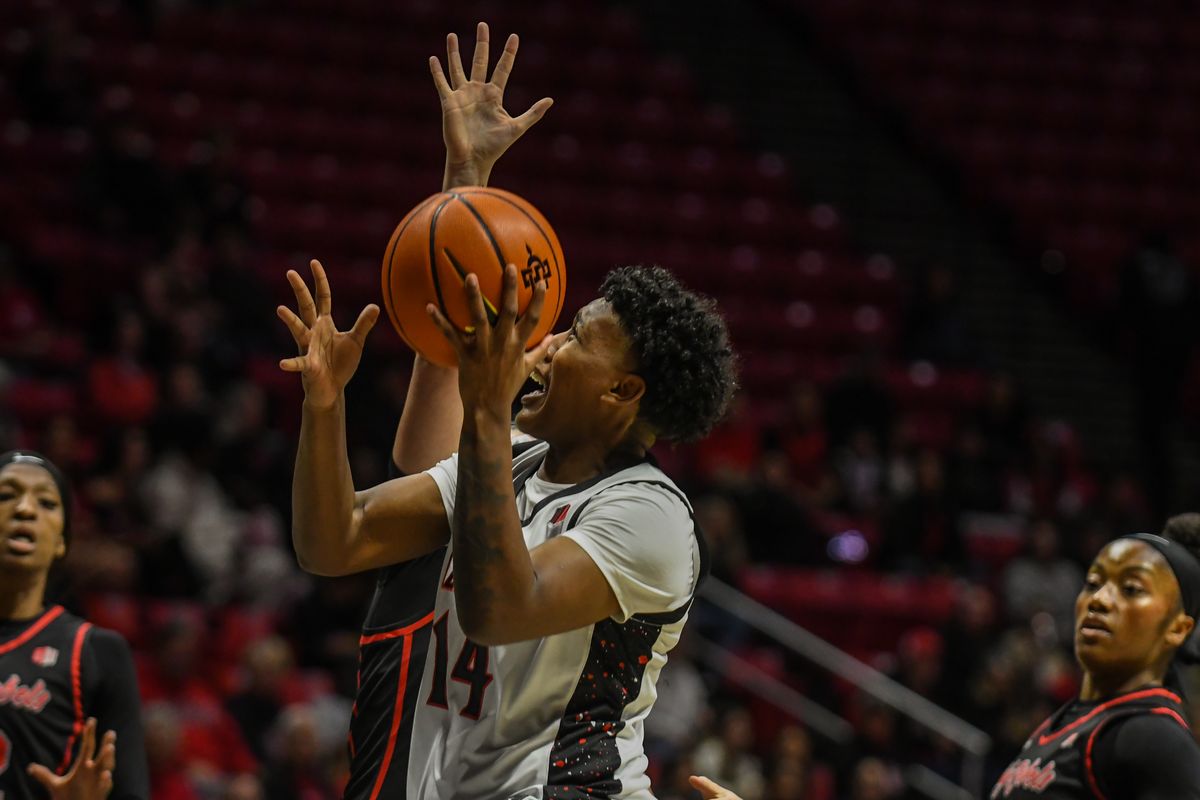 SDSU guard Nala Williams (14) makes a driving layup during an NCAA Women’s Basketball game against UNLV Wednesday February 18, 2026 in San Diego, California.