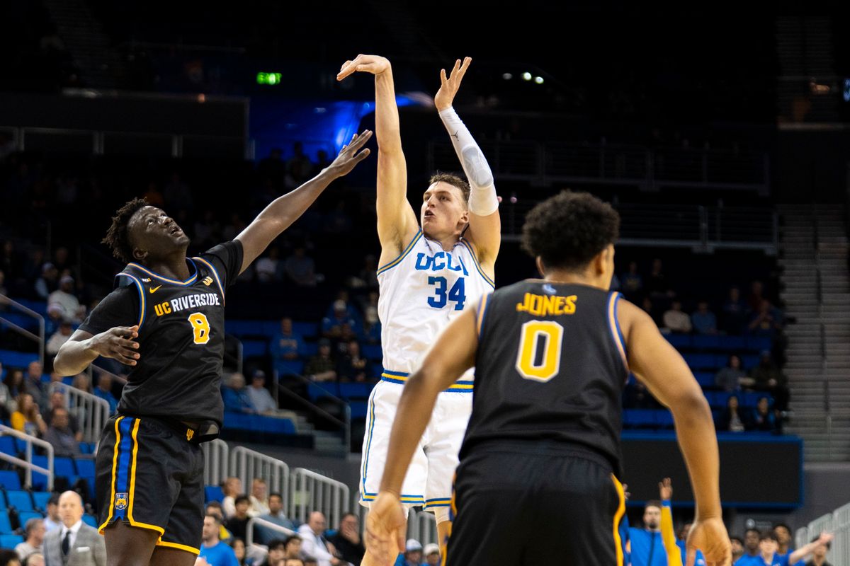 UCLA forward Tyler Bilodeau (34) shoots a three during an NCAA basketball game against UC Riverside, Tuesday December 23rd, 2025 in Los Angeles, California. UCLA forward Tyler Bilodeau (34) shoots a three during an NCAA basketball game against UC Riverside, Tuesday December 23rd, 2025 in Los Angeles, California.