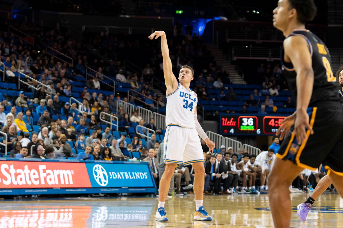 UCLA forward Tyler Bilodeau (34) shoots a three during an NCAA basketball game against UC Riverside, Tuesday December 23rd, 2025 in Los Angeles, California. UCLA forward Tyler Bilodeau (34) shoots a three during an NCAA basketball game against UC Riverside, Tuesday December 23rd, 2025 in Los Angeles, California.