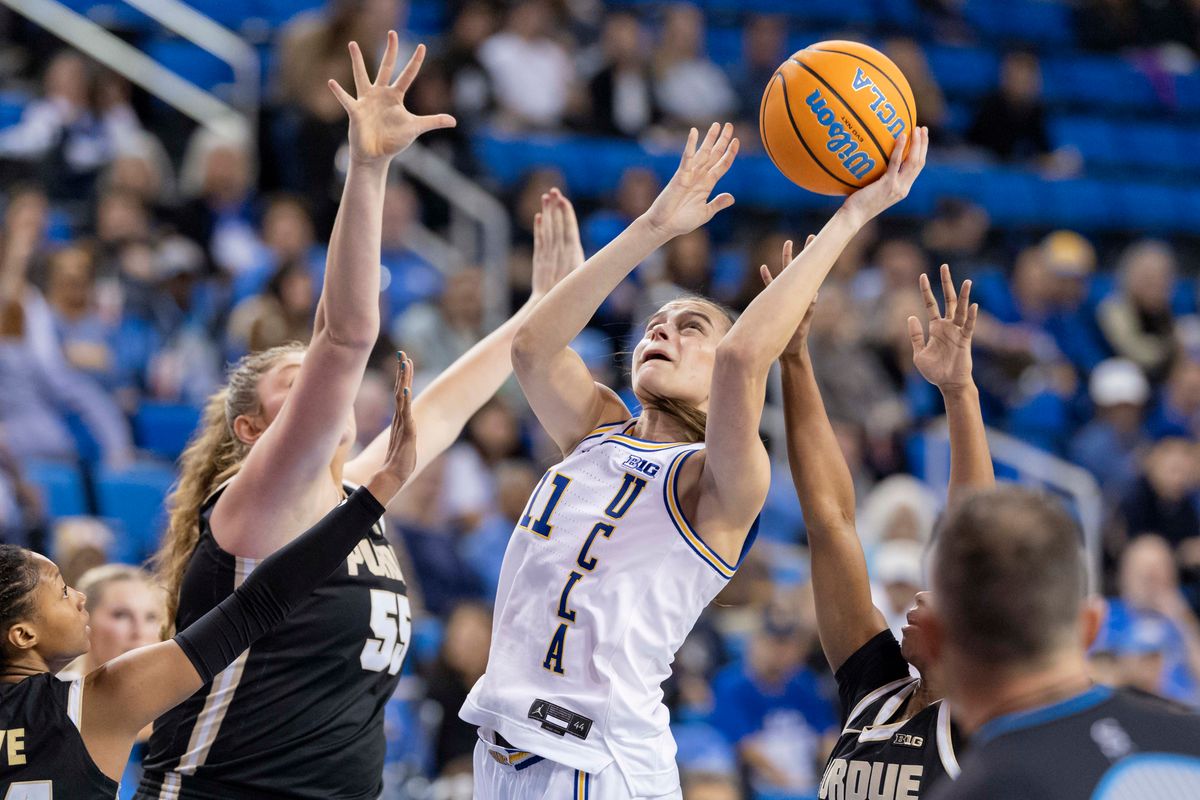 Gabriela Jaquez #11 of the UCLA Bruins shoots the ball during an NCAA basketball game against the Purdue Boilermakers, Wednesday January 21, 2026 in Los Angeles, Calif. Gabriela Jaquez #11 of the UCLA Bruins shoots the ball during an NCAA basketball game against the Purdue Boilermakers, Wednesday January 21, 2026 in Los Angeles, Calif.