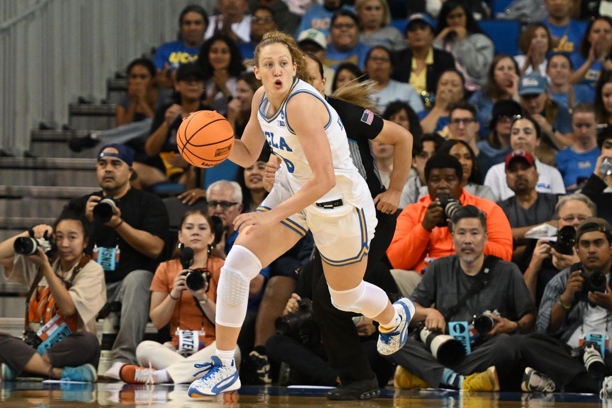 UCLA guard Gianna Kneepkens #8 runs the ball downcourt during a fast break during an NCAA Women's Basketball game between Oklahoma State University and University of California Los Angeles on Monday, March 23, 2026 at Pauley Pavilion in Los Angeles Calif UCLA guard Gianna Kneepkens #8 runs the ball downcourt during a fast break during an NCAA Women's Basketball game between Oklahoma State University and University of California Los Angeles on Monday, March 23, 2026 at Pauley Pavilion in Los Angeles Calif