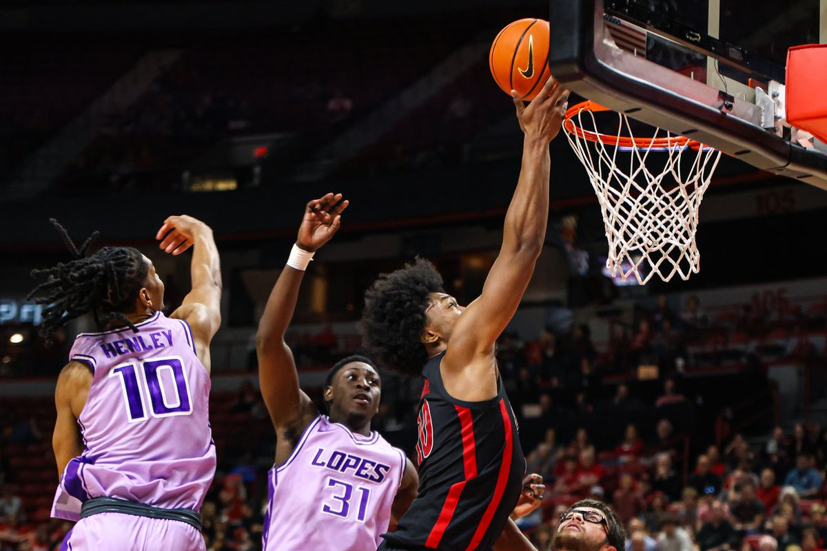 UNLV Runnin' Rebels F Jacob Bannarbie (10) shoots a layup during a college basketball game against the Grand Canyon Antelopes on Saturday February 7, 2026, in Las Vegas, Nevada. UNLV Runnin' Rebels F Jacob Bannarbie (10) shoots a layup during a college basketball game against the Grand Canyon Antelopes on Saturday February 7, 2026, in Las Vegas, Nevada.