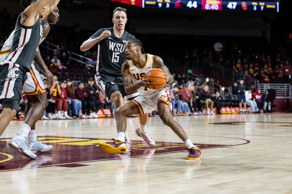 USC guard Jordan Marsh (7) goes up for a shot during a Big Ten Conference college basketball game against the Washington State Cougars, Sunday December 14, 2025 in Los Angeles, Calif. USC guard Jordan Marsh (7) goes up for a shot during a Big Ten Conference college basketball game against the Washington State Cougars, Sunday December 14, 2025 in Los Angeles, Calif.