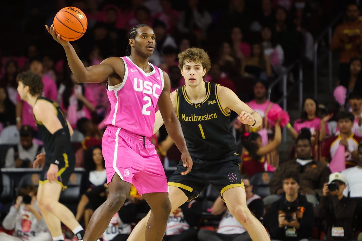 USC forward Ezra Ausar (2) looks to pass during an NCAA basketball game against Northwestern on January 21, 2026 in Los Angeles, CA. USC forward Ezra Ausar (2) looks to pass during an NCAA basketball game against Northwestern on January 21, 2026 in Los Angeles, CA.