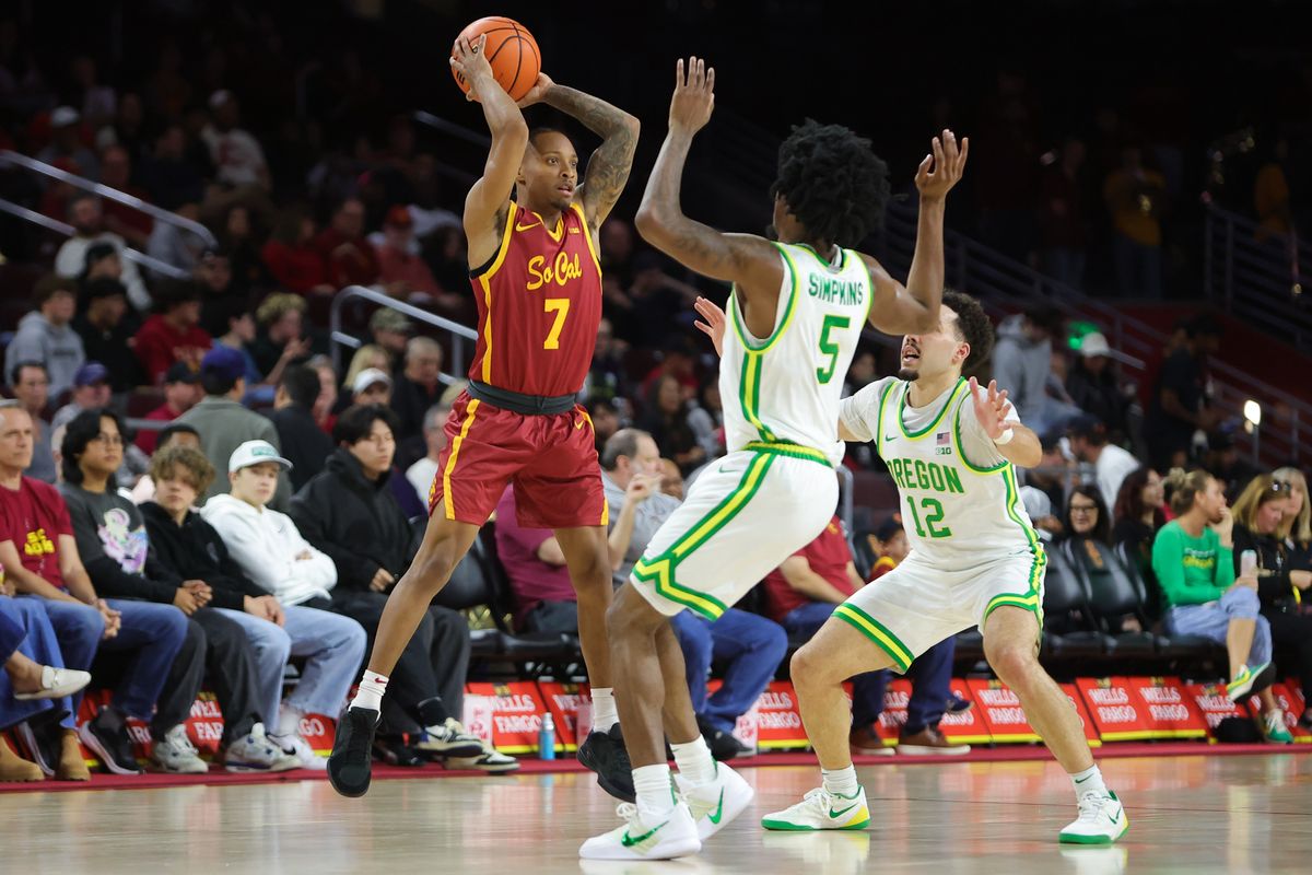 USC guard Jordan Marsh (7) looks to pass during an NCAA basketball game against Oregon on February 21, 2026 in Los Angeles, CA.