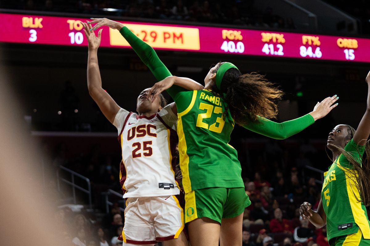 USC Trojans Guard Kara Dunn (25) gets fouled during an attempt to score a lay up during a women's college basketball game against the Oregon Ducks, Tuesday January 6th, 2026 at Galen Center in Los Angeles, Calif. USC Trojans Guard Kara Dunn (25) gets fouled during an attempt to score a lay up during a women's college basketball game against the Oregon Ducks, Tuesday January 6th, 2026 at Galen Center in Los Angeles, Calif.
