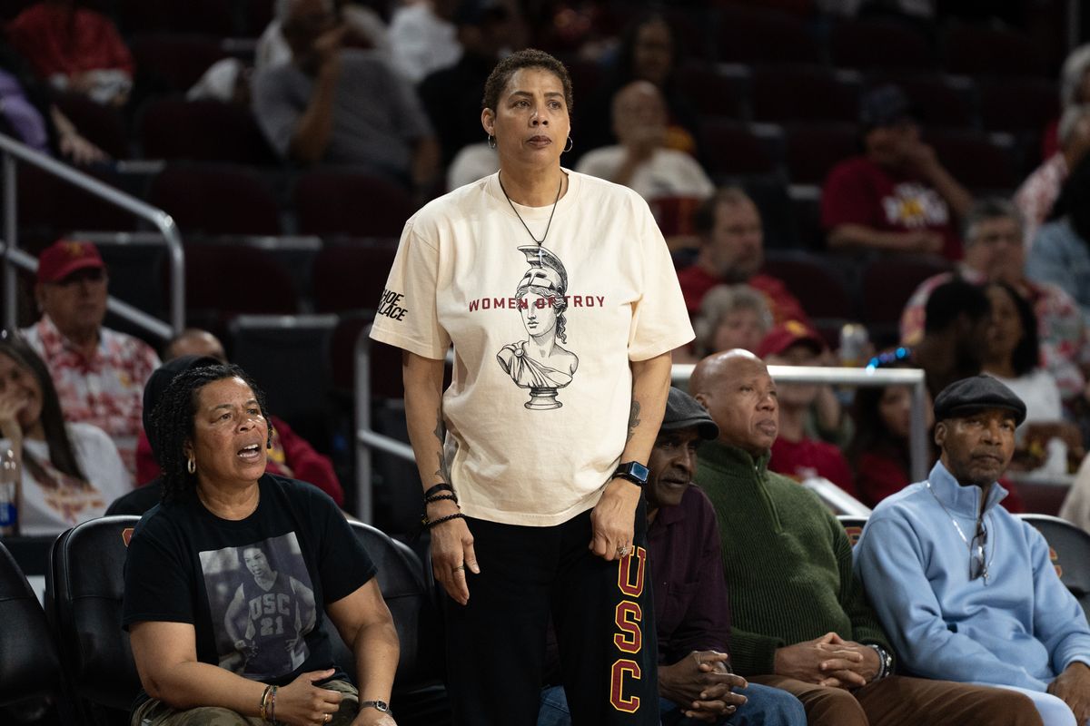 USC Trojans Legend Cheryl Miller was sitting court side cheering on her women of troy during a women's college basketball game against the Purdue Boilermakers, Sunday January 18th, 2026 at Galen Center in Los Angeles, Calif. USC Trojans Legend Cheryl Miller was sitting court side cheering on her women of troy during a women's college basketball game against the Purdue Boilermakers, Sunday January 18th, 2026 at Galen Center in Los Angeles, Calif.