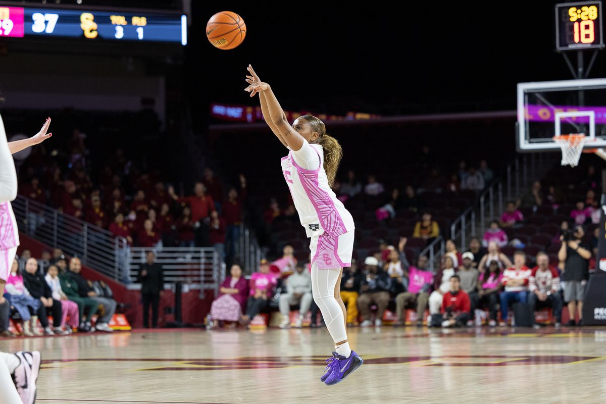 USC guard Londynn Jones (3) shoots during a Big Ten college basketball game against Wisconsin Badgers, Thursday February 19, 2026  in Los Angeles.