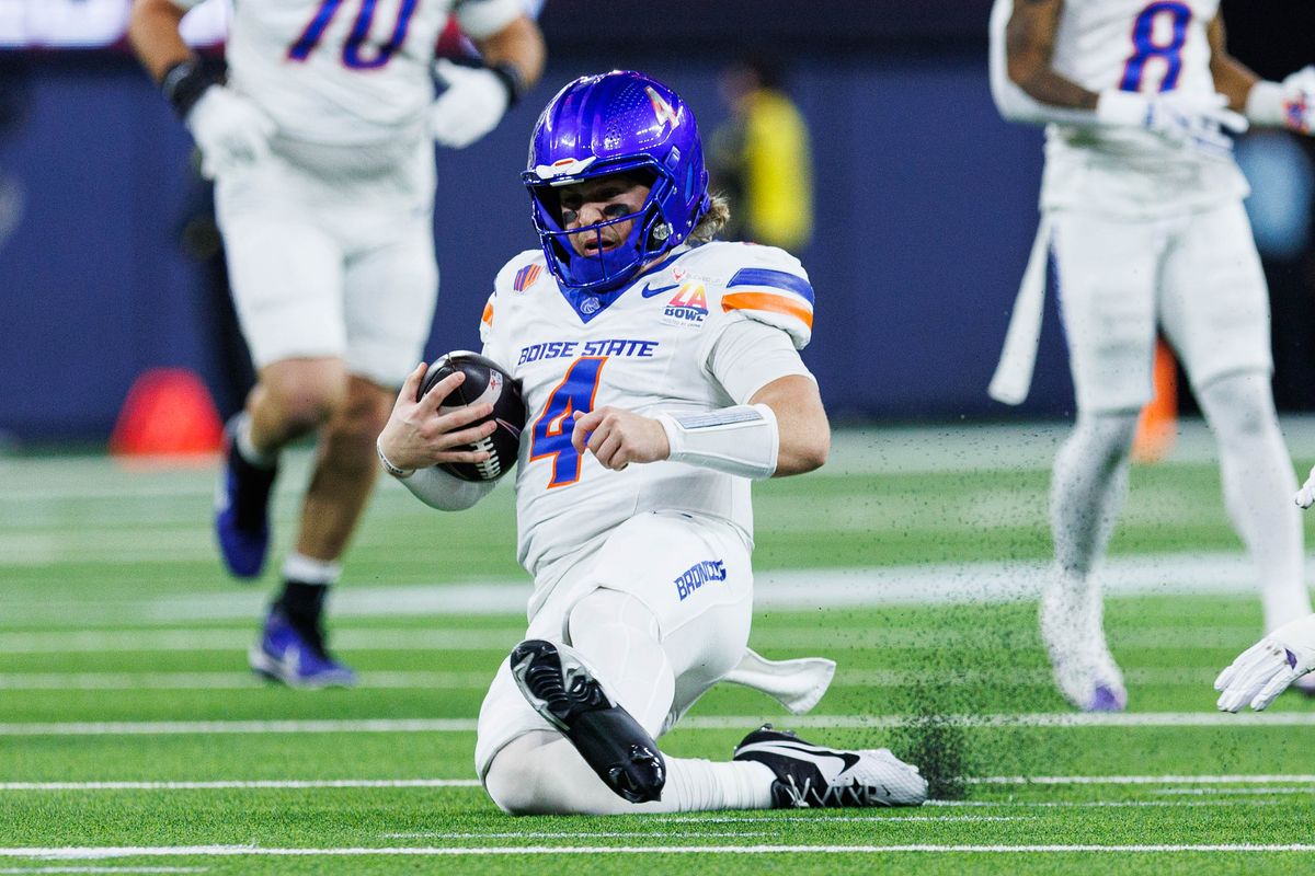 Boise State Broncos quarterback Maddux Madsen (4) slides during the LA Bowl against the Washington Huskies on December 13, 2025 in Los Angeles, California. Boise State Broncos quarterback Maddux Madsen (4) slides during the LA Bowl against the Washington Huskies on December 13, 2025 in Los Angeles, California.
