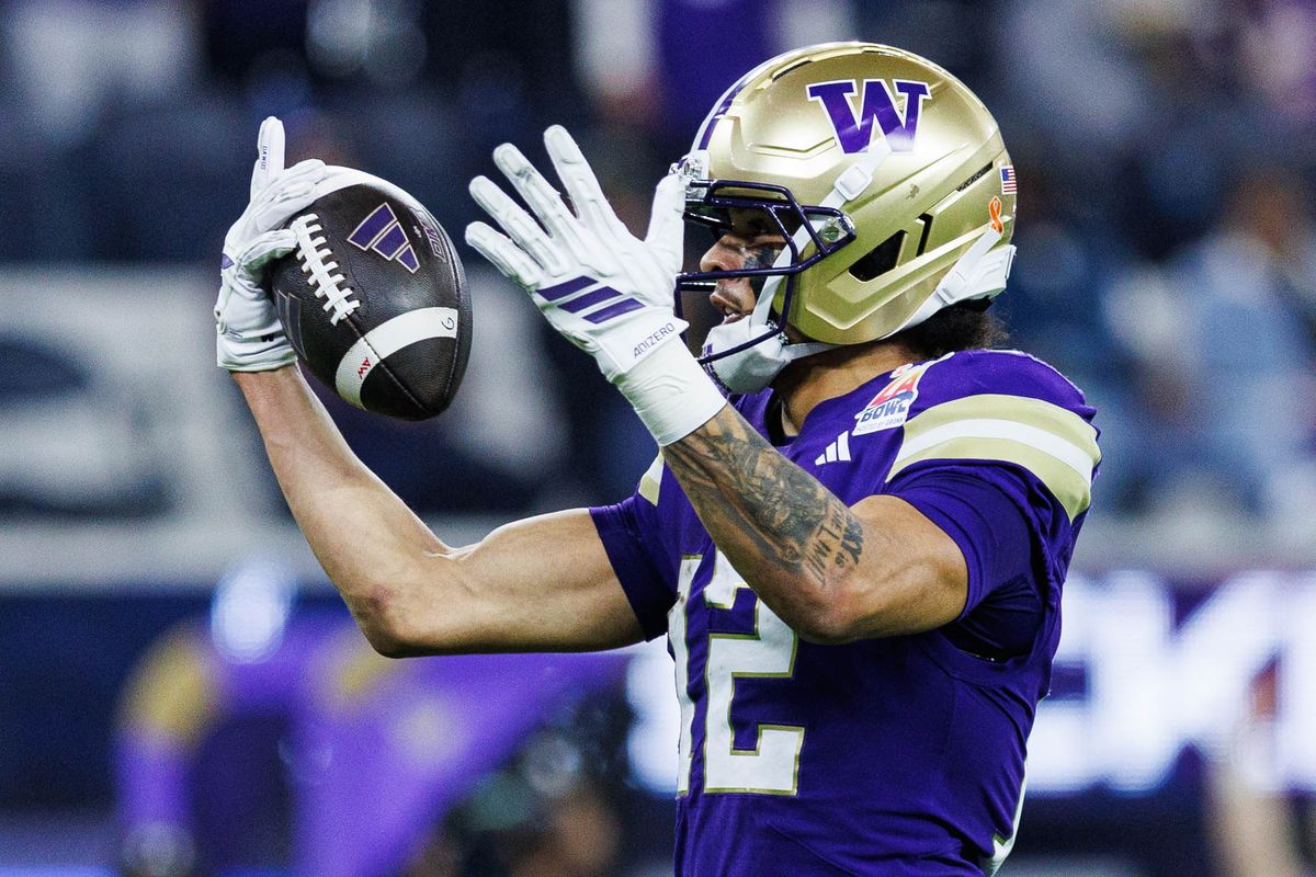 Washington Huskies wide receiver Denzel Boston (12) celebrates while running in for a touchdown during the LA Bowl against the Boise State Broncos on December 13, 2025 in Los Angeles, California. Washington Huskies wide receiver Denzel Boston (12) celebrates while running in for a touchdown during the LA Bowl against the Boise State Broncos on December 13, 2025 in Los Angeles, California.