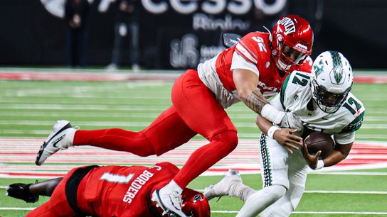 Rebels dominate in home finale over Hawai'i, 38-10 taken at Allegiant Stadium (UNLV)