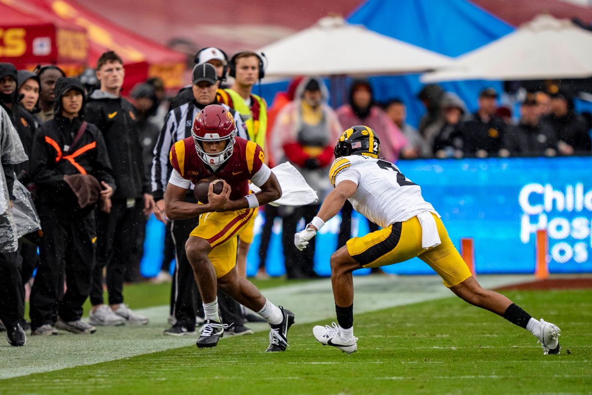 USC Trojans wide receiver, Ja'Kobi Lane (8) sprints into open space during an NCAAF football game against the Iowa Hawkeyes on November 15, 2025 in Los Angeles, CA. USC Trojans wide receiver, Ja'Kobi Lane (8) sprints into open space during an NCAAF football game against the Iowa Hawkeyes on November 15, 2025 in Los Angeles, CA.