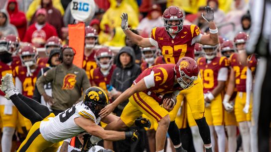 TST Images: USC defeats Iowa, 26-21, in Los Angeles taken at Los Angeles Memorial Coliseum (USC)