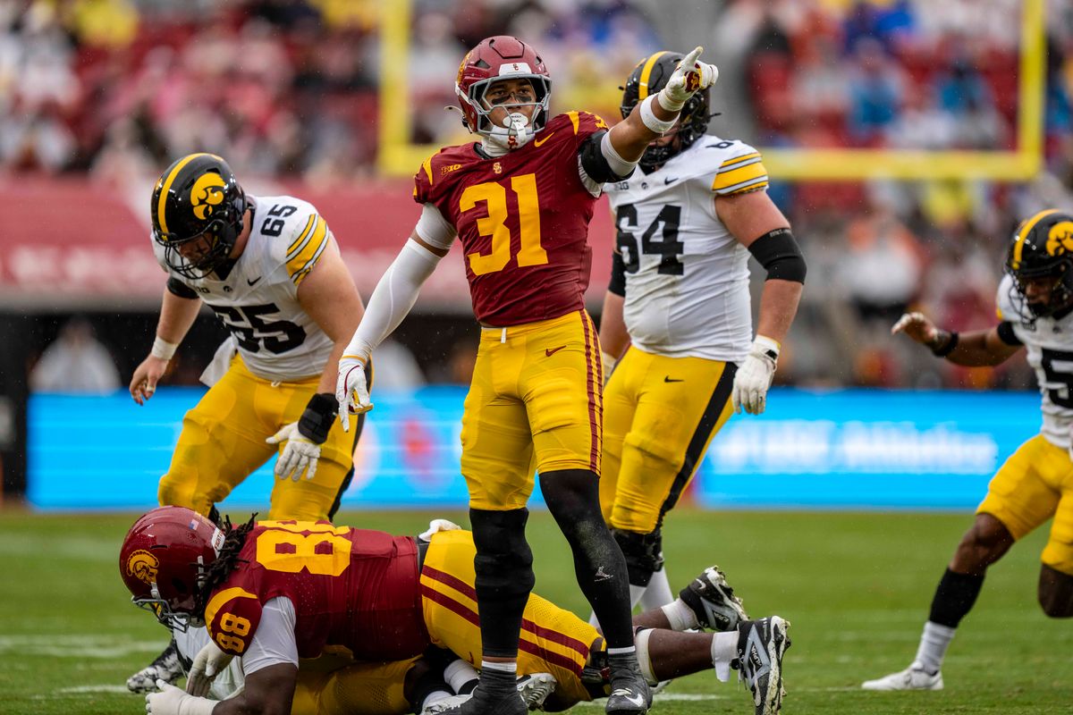 USC Trojans linebacker, Jadyn Walker (31) celebrates a big tackle during an NCAAF football game against the Iowa Hawkeyes on November 15, 2025 in Los Angeles, CA. USC Trojans linebacker, Jadyn Walker (31) celebrates a big tackle during an NCAAF football game against the Iowa Hawkeyes on November 15, 2025 in Los Angeles, CA.
