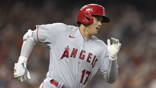 Astros use late flurry of runs to beat Angels (MLB)