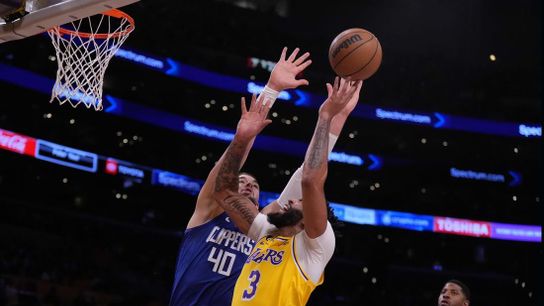 Kawhi Leonard nets 14 in return as Clippers defeat Lakers (NBA)