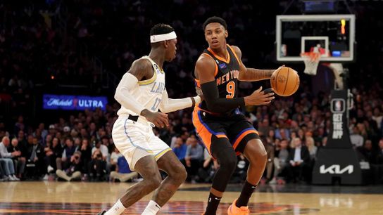 LeBron James' triple-double sends Lakers past Knicks in OT (NBA)