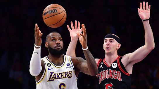 Lakers lose to Bulls to close out home stand (NBA)
