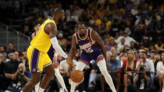 Lakers face Suns in home opener in Los Angeles (NBA)