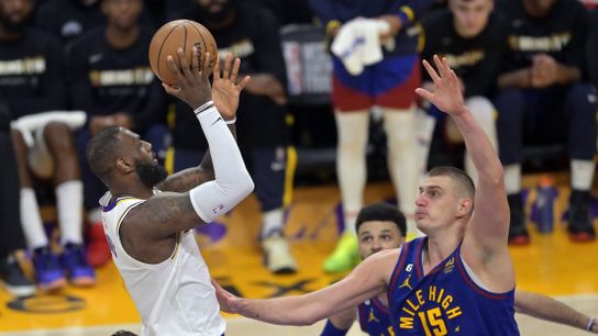 Lakers get playoff rematch against Nuggets in first round (NBA)