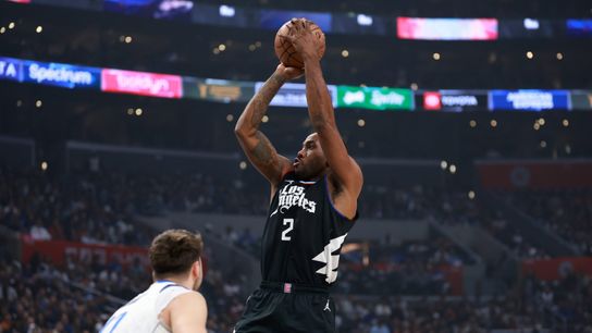Kawhi returns as Clippers fall to Mavs in Game 2 (NBA)