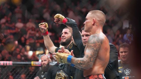 Islam Makhachev defends title at UFC 302, holds off No. 4 Dustin Poirier (Combat)