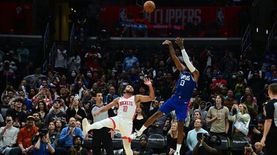 Clippers out to maintain momentum in clash with Spurs (NBA)