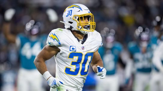 Austin Ekeler to stay with Chargers after incentives are added to contract (News)