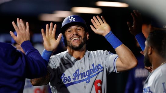Dodgers offensive outburst leads to huge 14-3 victory (MLB)