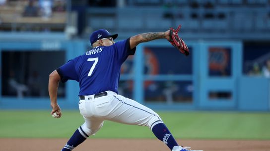 Julio Urias cruises, Freddie Freeman crushes in 8-2 win (MLB)