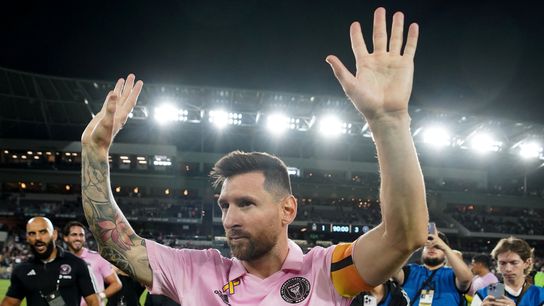 Messi Mania hits Los Angeles as LAFC loses, 3-1 (Featured)