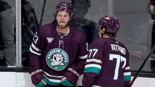 Ducks hit jackpot against Vegas, extend winning streak to six games (News)