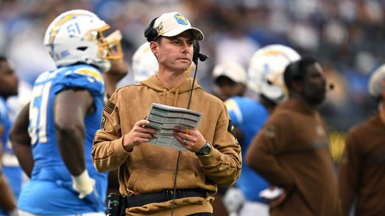 Staley to continue calling defense: 'We believe in the guys that we're playing' (News)