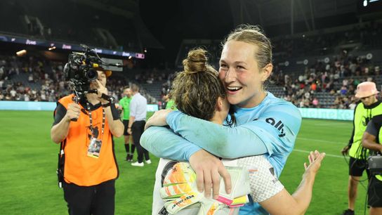 McCaskill's brace leads Angel City past the Thorns (News)