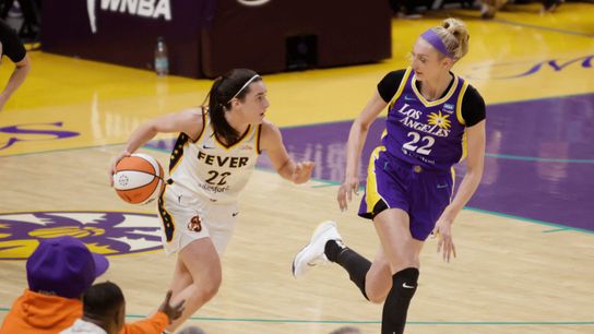 Clark makes clutch threes as Fever take down Sparks in L.A. (News)