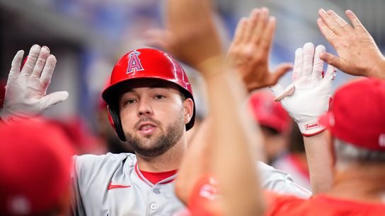 Nolan Schanuel’s historic on-base streak ends at 30 following stat correction  (MLB)