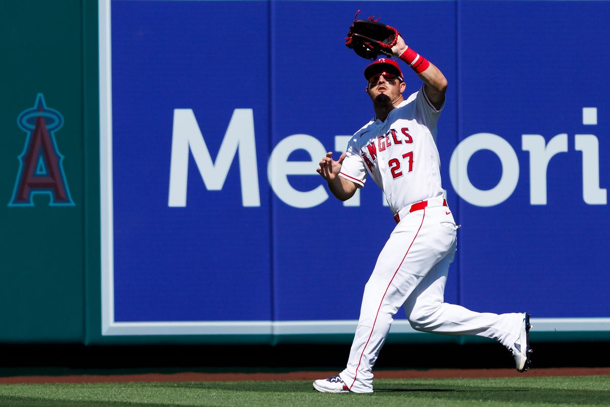 Mike Trout #27 of the Los Angeles Angels catches a fly ball during the game against the Atlanta Braves at Angel Stadium of Anaheim on April 8, 2026 in Anaheim, California. Mike Trout #27 of the Los Angeles Angels catches a fly ball during the game against the Atlanta Braves at Angel Stadium of Anaheim on April 8, 2026 in Anaheim, California.