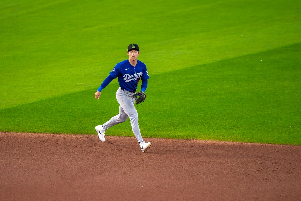 Los Angeles Dodgers shortstop Hyeseong Kim (6) runs toward second base during an MLB spring training baseball game against the Kansas City Royals on March 17th, 2026 in Surprise, AZ. Los Angeles Dodgers shortstop Hyeseong Kim (6) runs toward second base during an MLB spring training baseball game against the Kansas City Royals on March 17th, 2026 in Surprise, AZ.