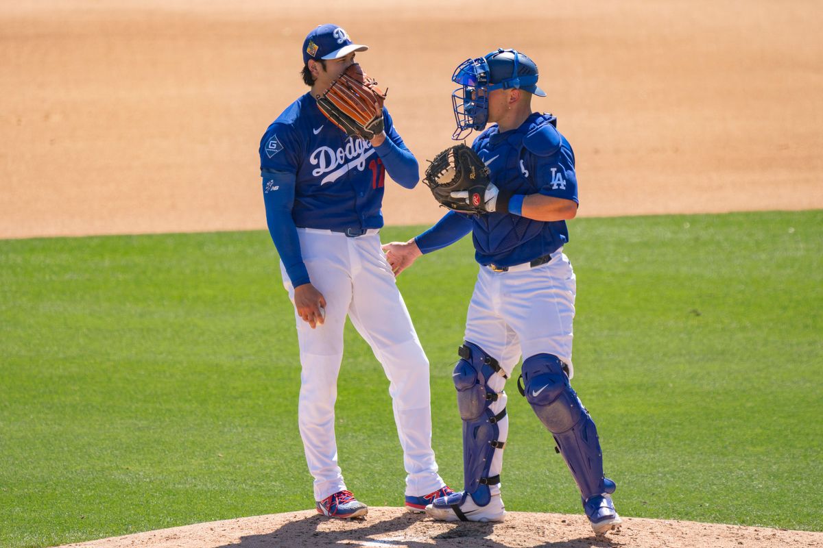 Los Angeles Dodgers pitcher Shohei Ohtani (17) conferring with catcher Dalton Rushing during an MLB spring training baseball game against the San Fransisco Giants on March 18th, 2026 in Glendale, AZ. Los Angeles Dodgers pitcher Shohei Ohtani (17) conferring with catcher Dalton Rushing during an MLB spring training baseball game against the San Fransisco Giants on March 18th, 2026 in Glendale, AZ.