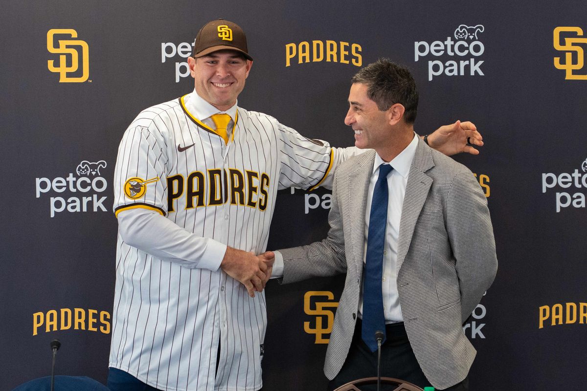 Craig Stammen shakes hands with Padres General Manager A.J. Preller as Stammen is introduced as the new Padres manager, Monday November 10, 2025 in San Diego, Calif. Craig Stammen shakes hands with Padres General Manager A.J. Preller as Stammen is introduced as the new Padres manager, Monday November 10, 2025 in San Diego, Calif.